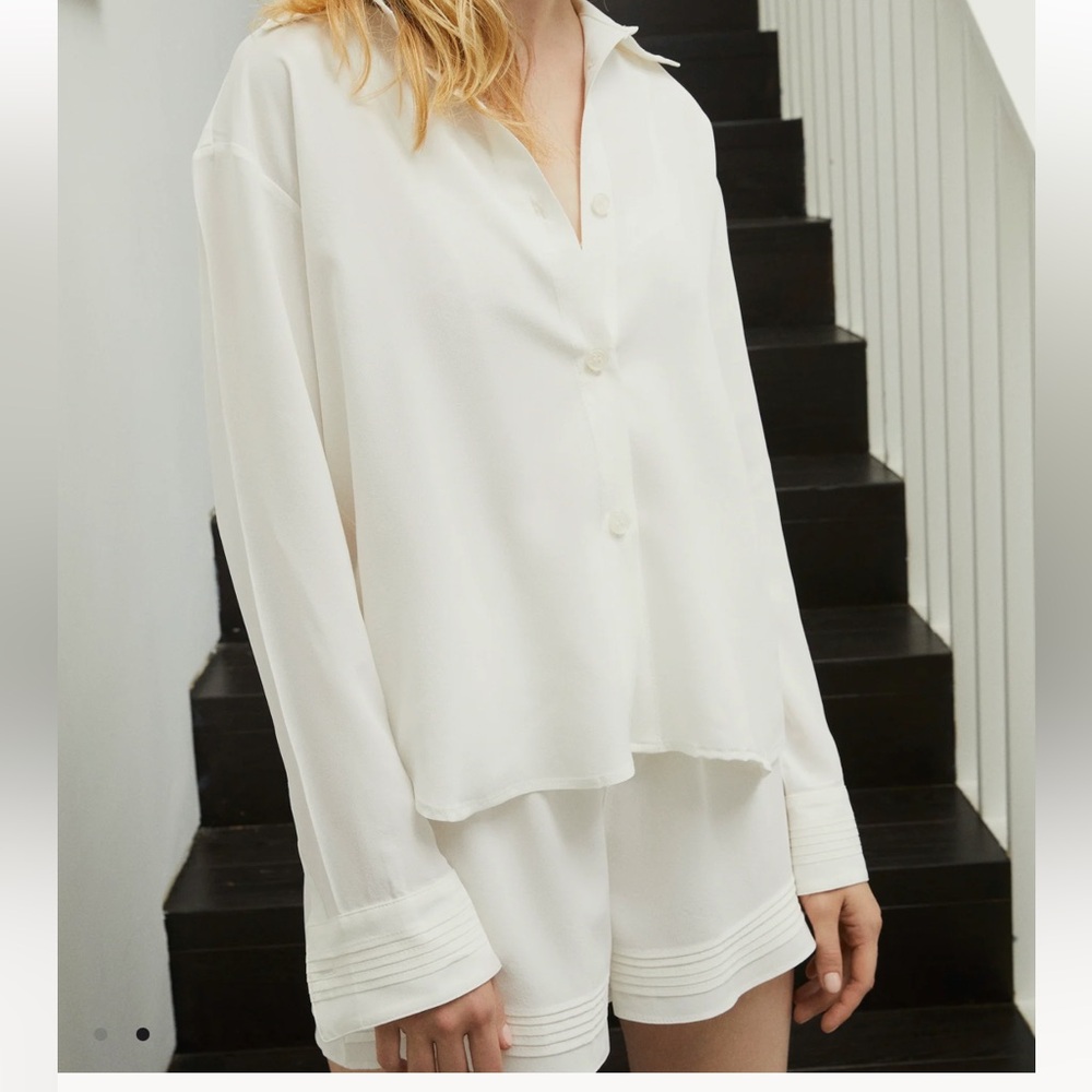 Else Diana shorts in off white - Picture 2 of 3